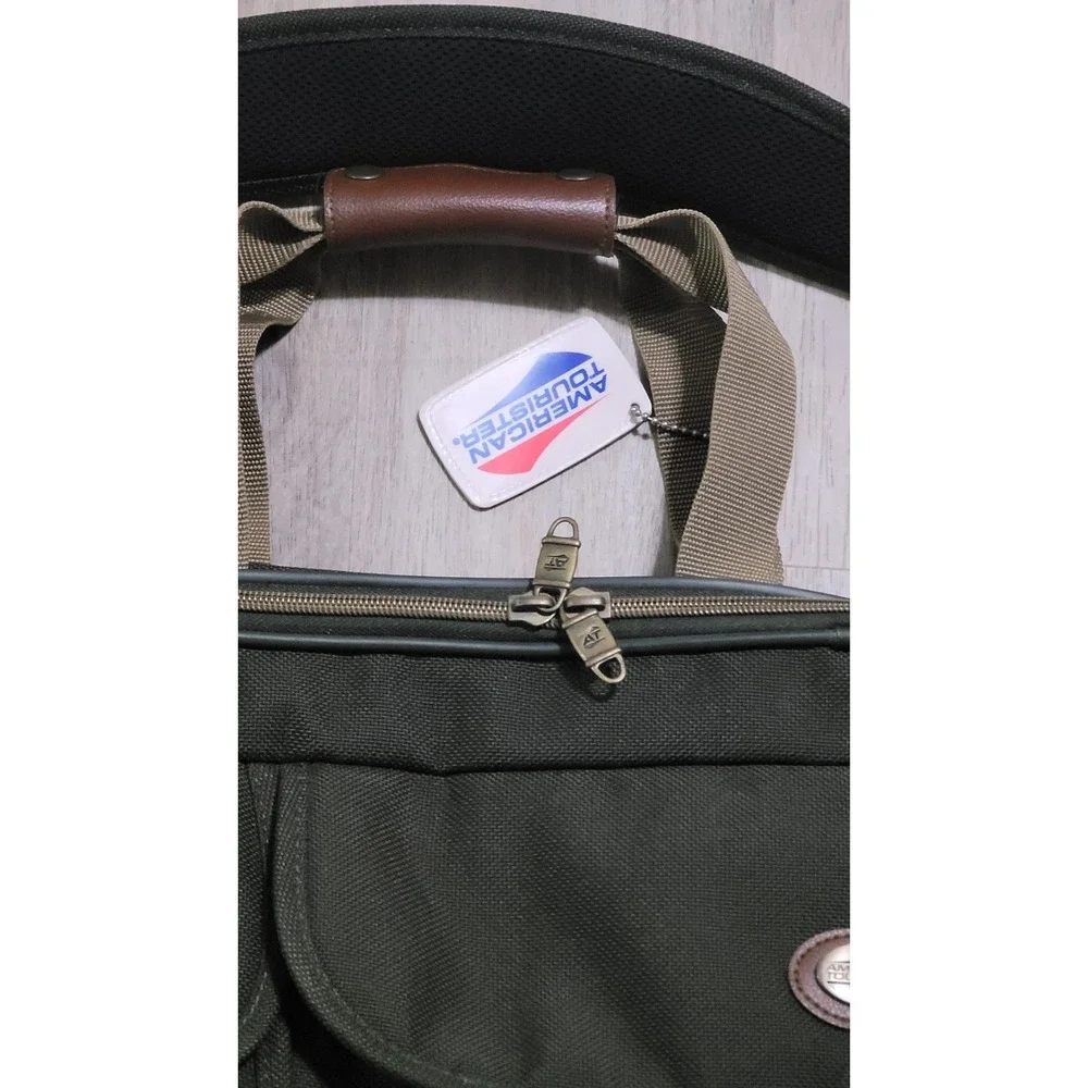 American Tourister Olive Canvas Cordura Shoulder Bag & Matching Hang Garment Bag